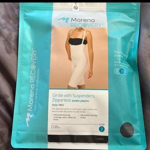 Zipperless compression garment